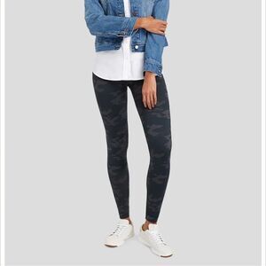 SPANX cropped lamn leggings